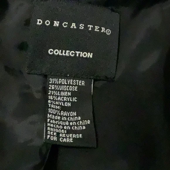 Doncaster Collection 2 Piece Skirt and Jacket Suit Set (Both Size 8) - Picture 10 of 15